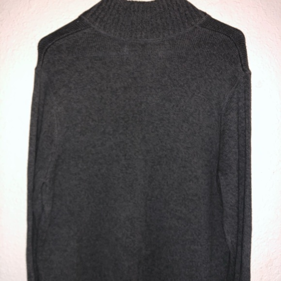 Men’s Eddie Bauer Medium Half Zip - Picture 3 of 3